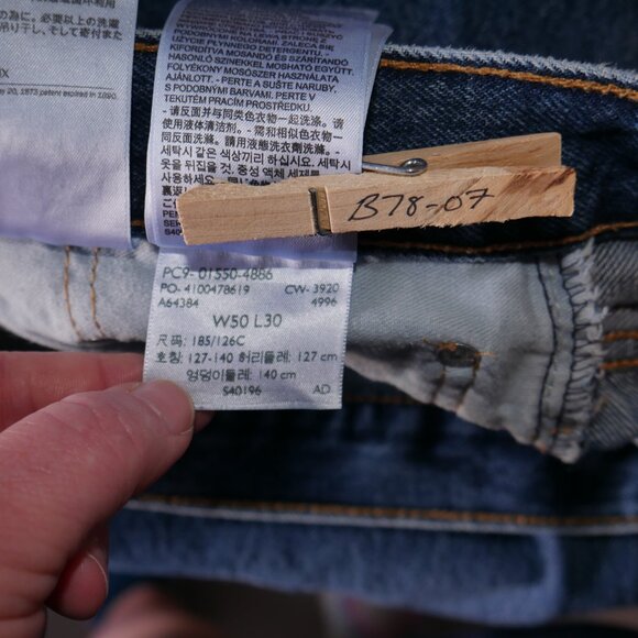 Levis 550 Relaxed Fit Tapered Leg Denim Jeans Men's Size 50x30 Stonewashed Blue - Picture 8 of 11